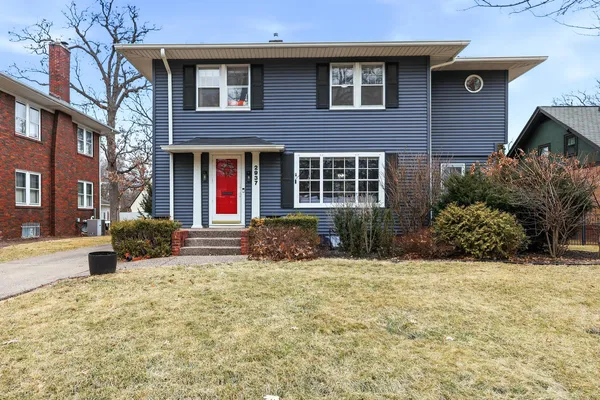 $319,000 | 2937 16th Avenue, Moline, IL 61265