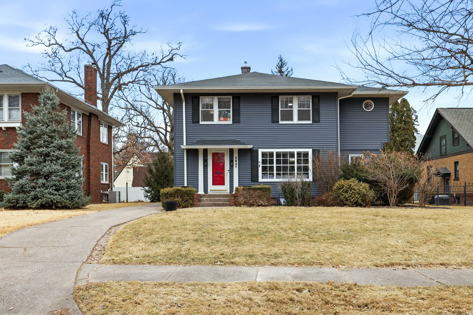2937 16th Avenue Moline, IL 61265 - Photo 2 of 49