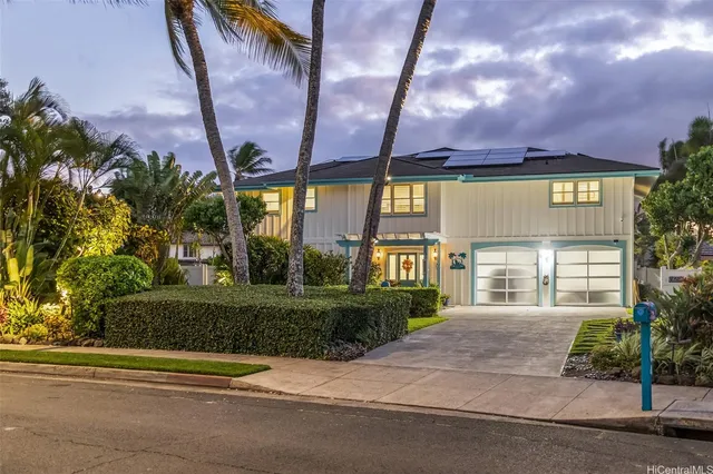 $3,860,000 | 604 Kaimalino Street, Kailua, HI 96734