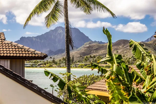 $3,860,000 | 604 Kaimalino Street, Kailua, HI 96734