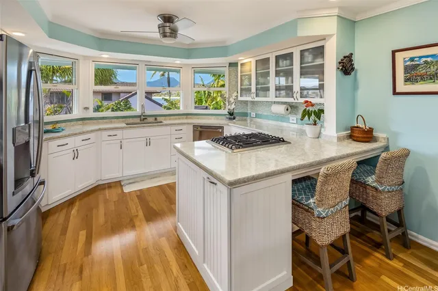 $3,860,000 | 604 Kaimalino Street, Kailua, HI 96734