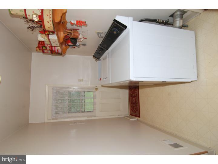 712 North Waverly Street Reading, PA 19607 - Photo 4 of 19 Laundry Room