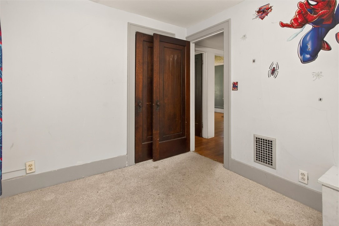 80 Pershing Drive Rochester, NY 14609 - Photo 29 of 37