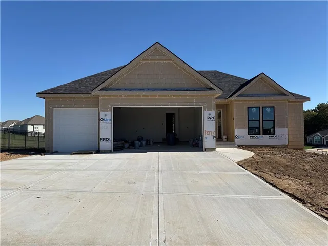 $689,900 | 12775 North Larkspur Ln., Platte City, MO 64079