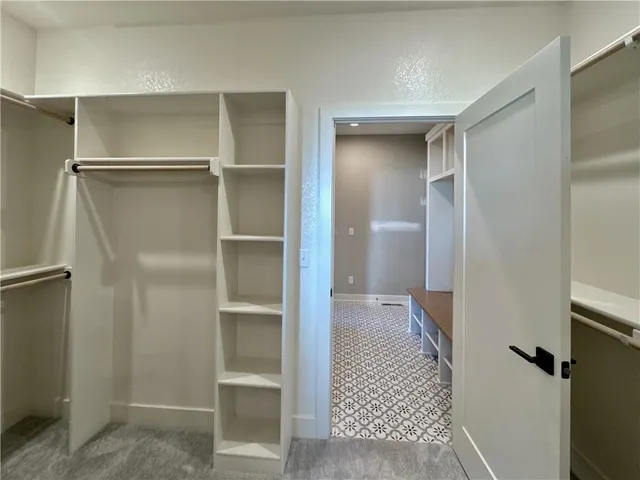 $674,900 | 12775 North Larkspur Ln., Platte City, MO 64079