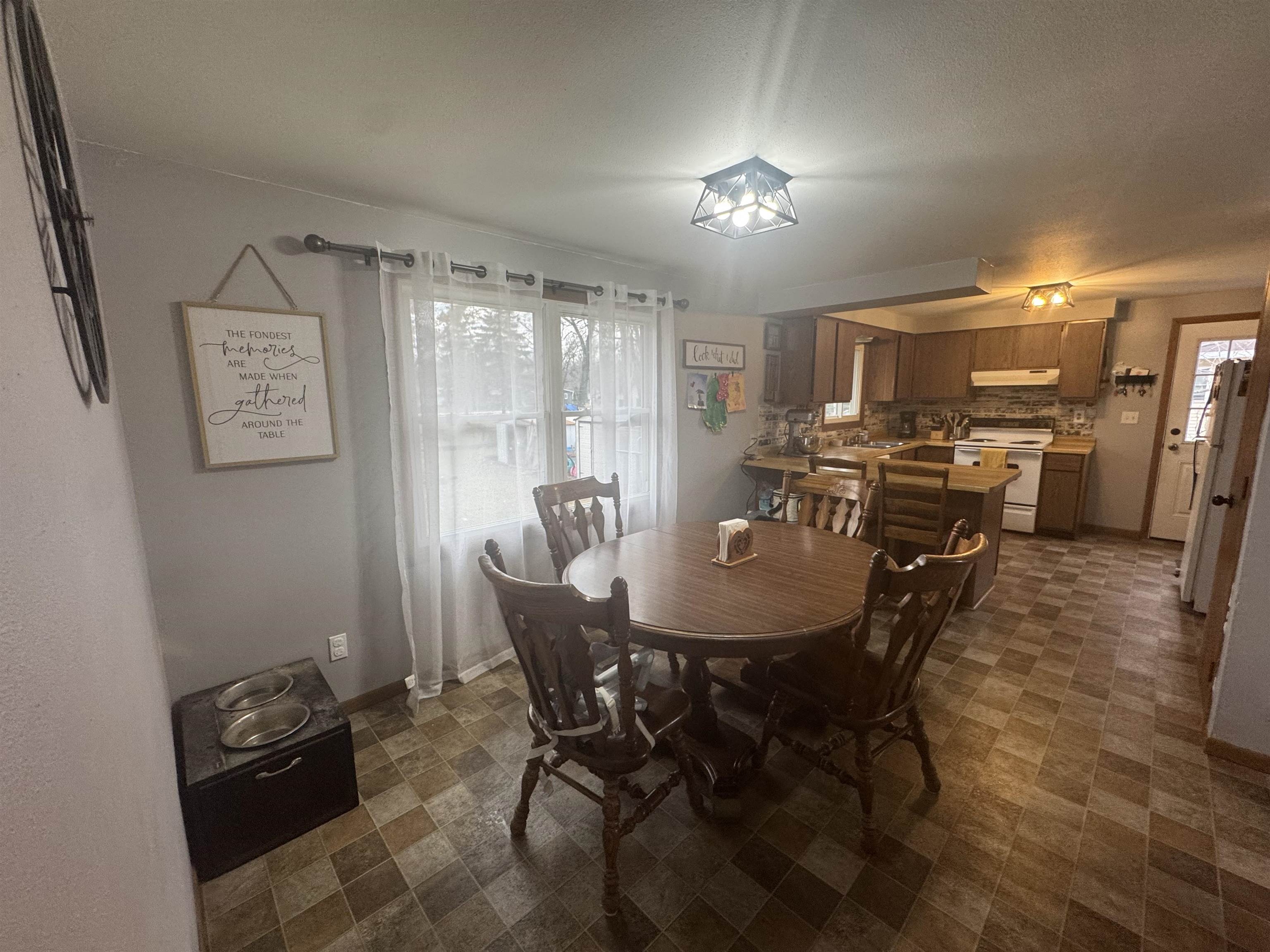 560 East Elm Muscoda, WI 53573 - Photo 5 of 14