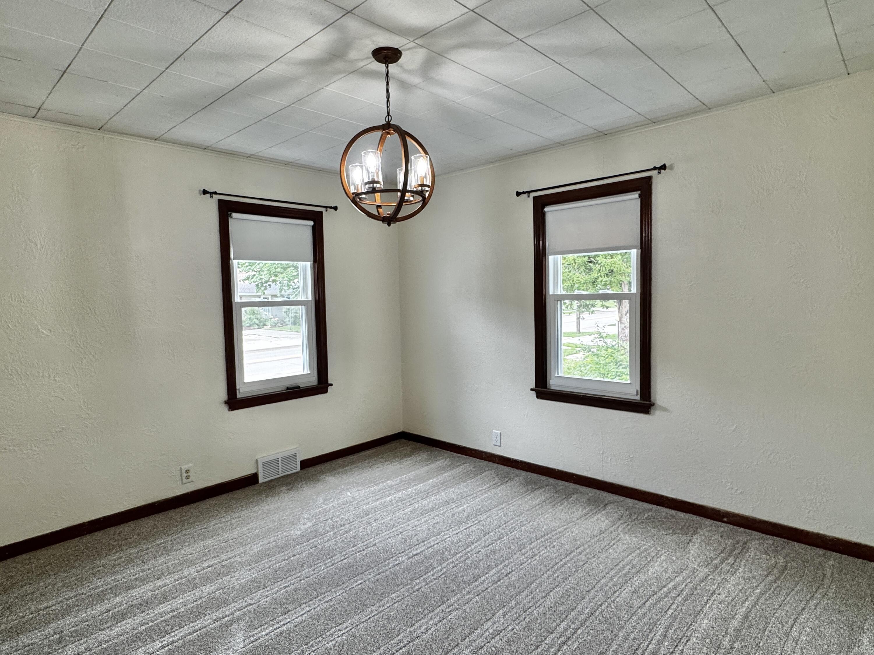 536 West Racine Street Jefferson, WI 53549 - Photo 4 of 18 Formal Dining Room