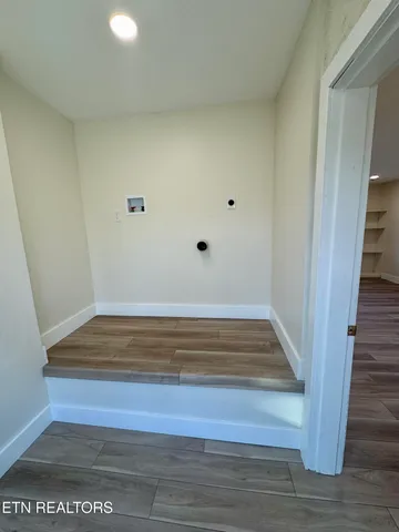 $309,900 | 2204 Bradshaw Garden Road, Knoxville, TN 37912