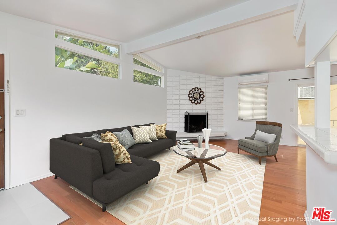 8531 Walnut Drive Los Angeles, CA 90046 - Photo 8 of 27 Gallery Image 8