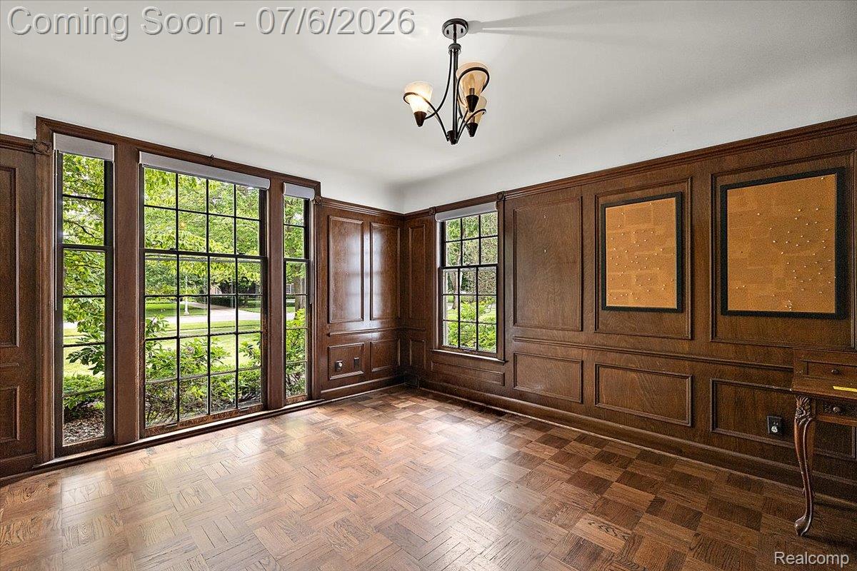 1051 Devonshire Road Grosse Pointe, MI 48230 - Photo 24 of 98 042-1051 Devonshire-41.jpg