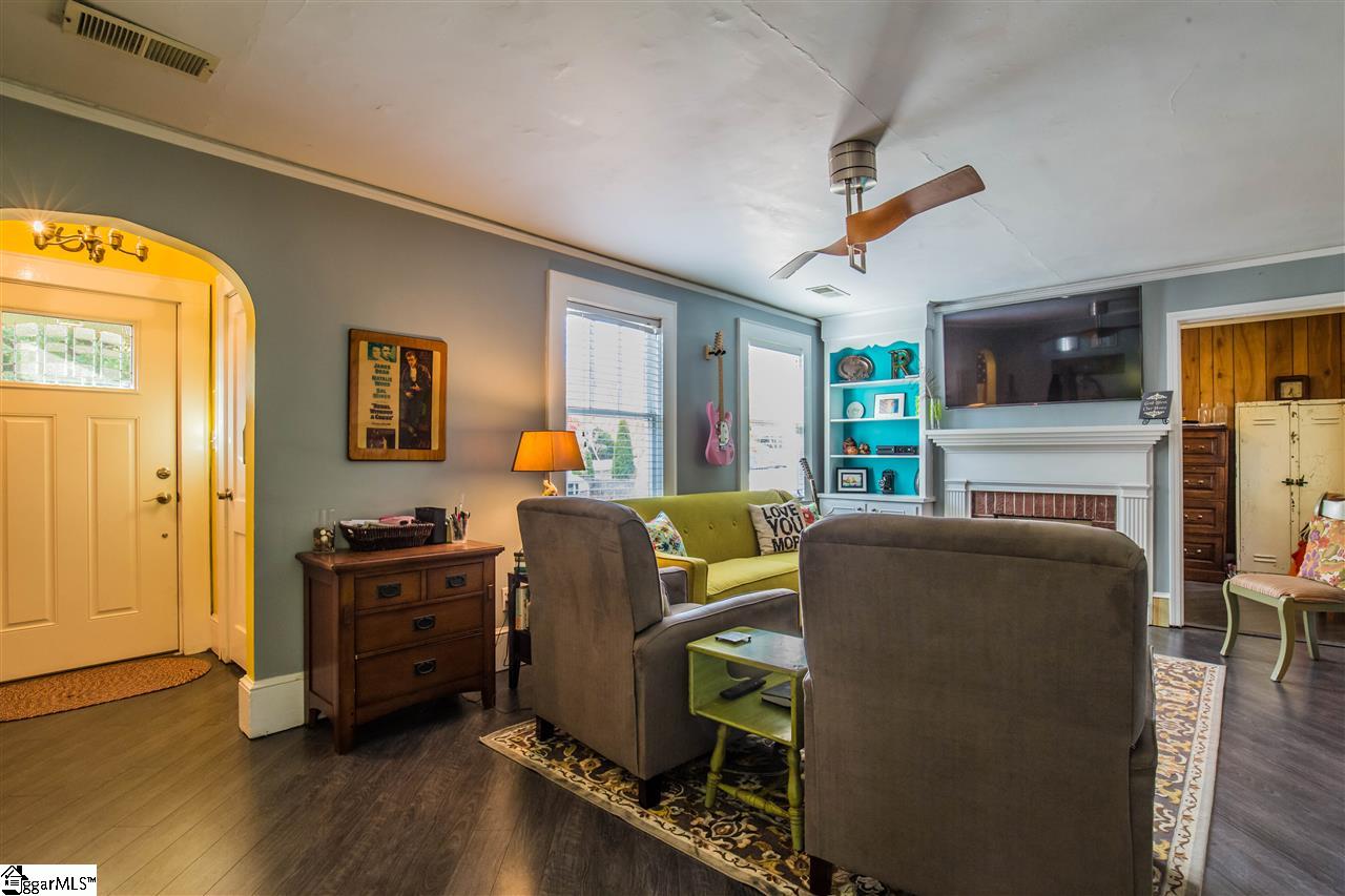 111 Lowndes Hill Road Greenville, SC 29607 - Photo 6 of 29