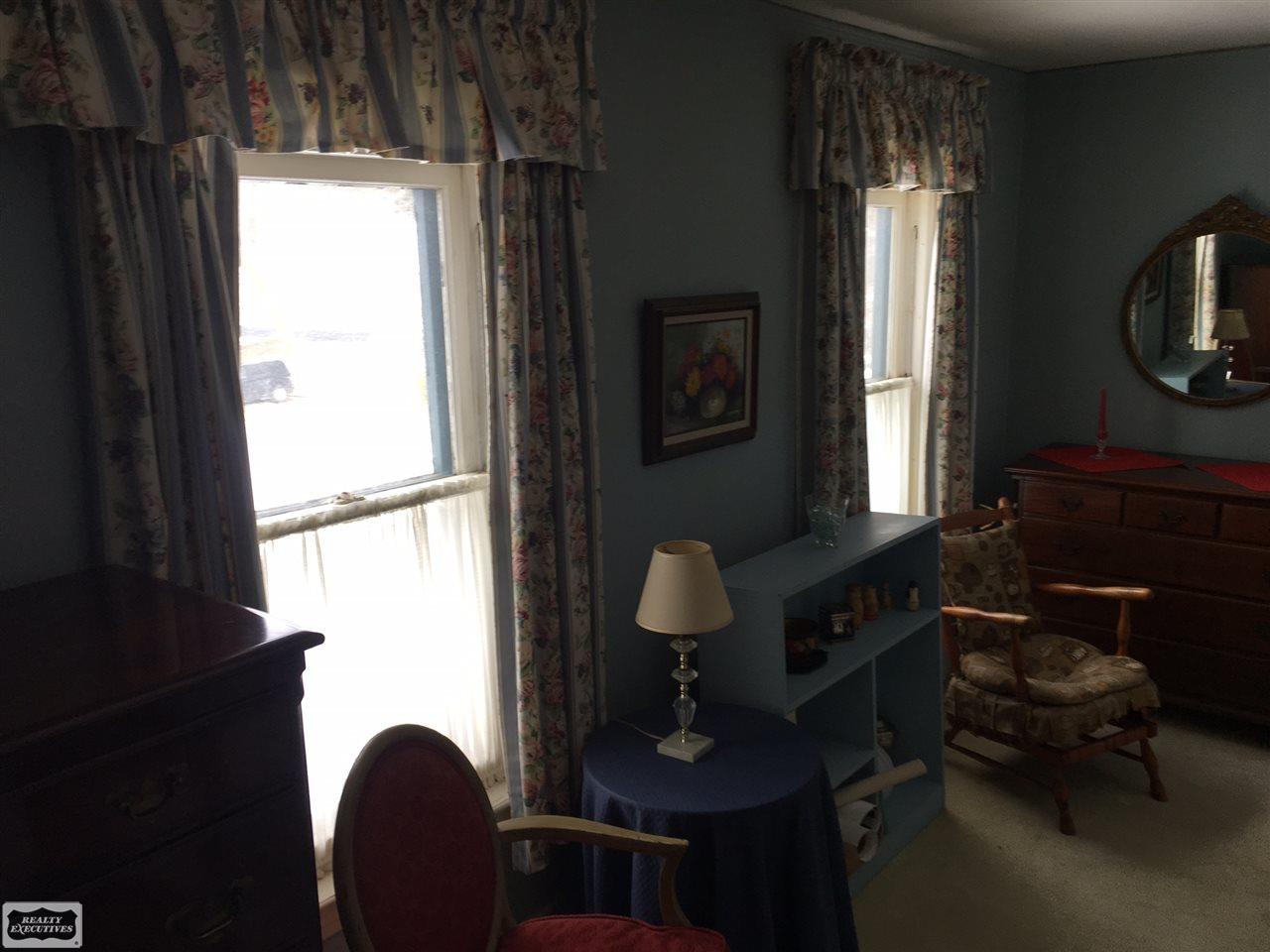 180 Church Street Romeo, MI 48065 - Photo 28 of 30 31342490-27.JPG