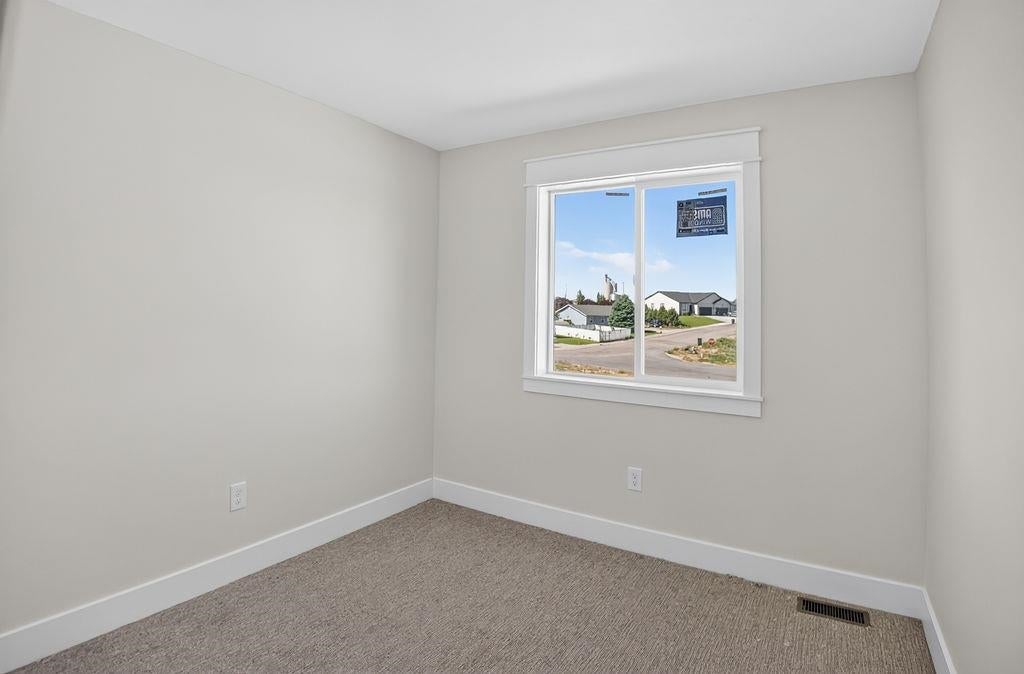 326 Lakeview Road American Falls, ID 83211 - Photo 29 of 42 Gallery Image 29