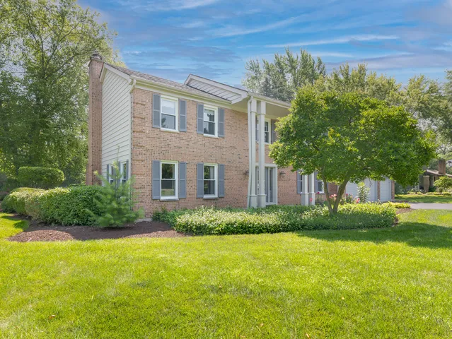 $619,000 | 25707 Eagle Drive, Mundelein, IL 60060