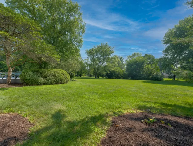 $619,000 | 25707 Eagle Drive, Mundelein, IL 60060