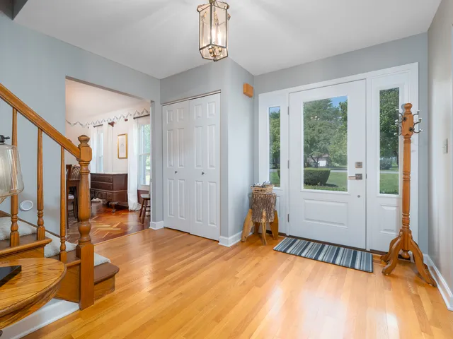 $619,000 | 25707 Eagle Drive, Mundelein, IL 60060