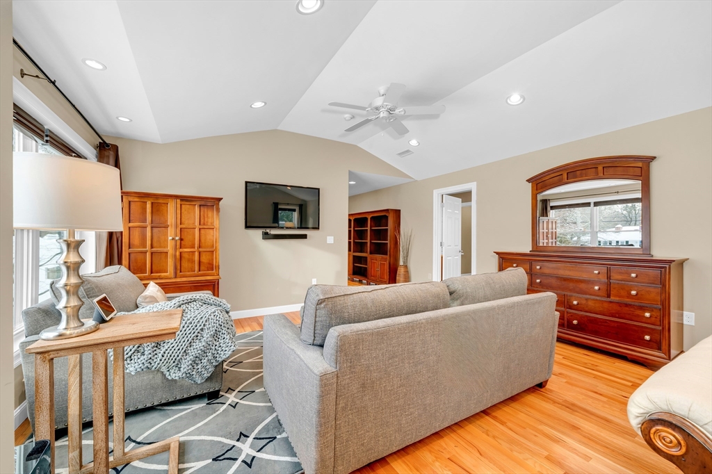 4 Richard Circle Andover, MA 01810 - Photo 12 of 41