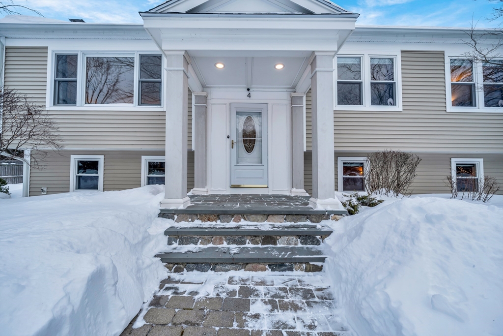 4 Richard Circle Andover, MA 01810 - Photo 2 of 3