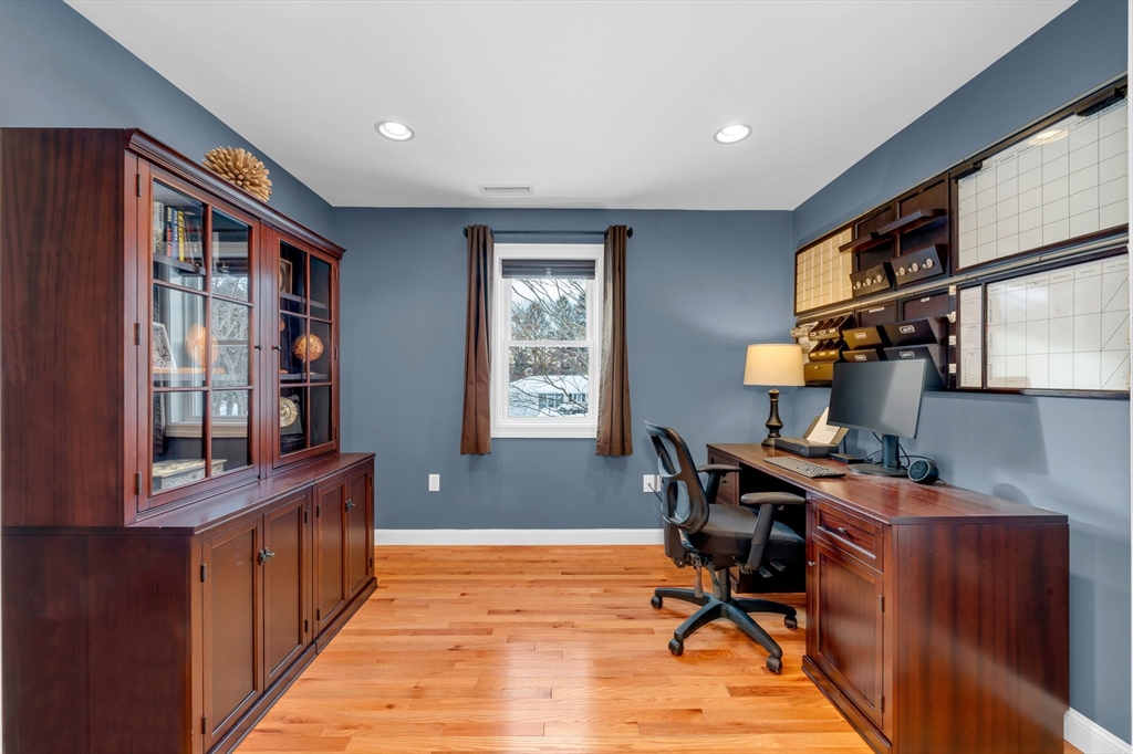 4 Richard Circle Andover, MA 01810 - Photo 21 of 41