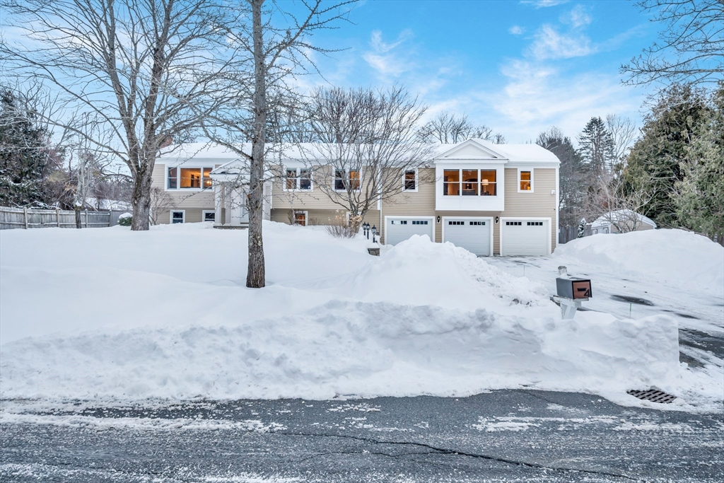 4 Richard Circle Andover, MA 01810 - Photo 32 of 41