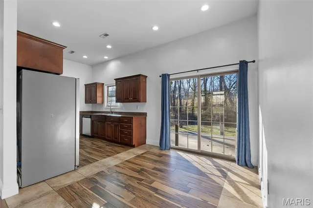 $250,000 | 161 Oak Creek Drive, Jackson, MO 63755