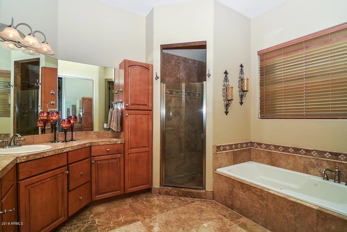1647 West Briles Road Phoenix, AZ 85085 - Photo 26 of 58 Master Bath2050