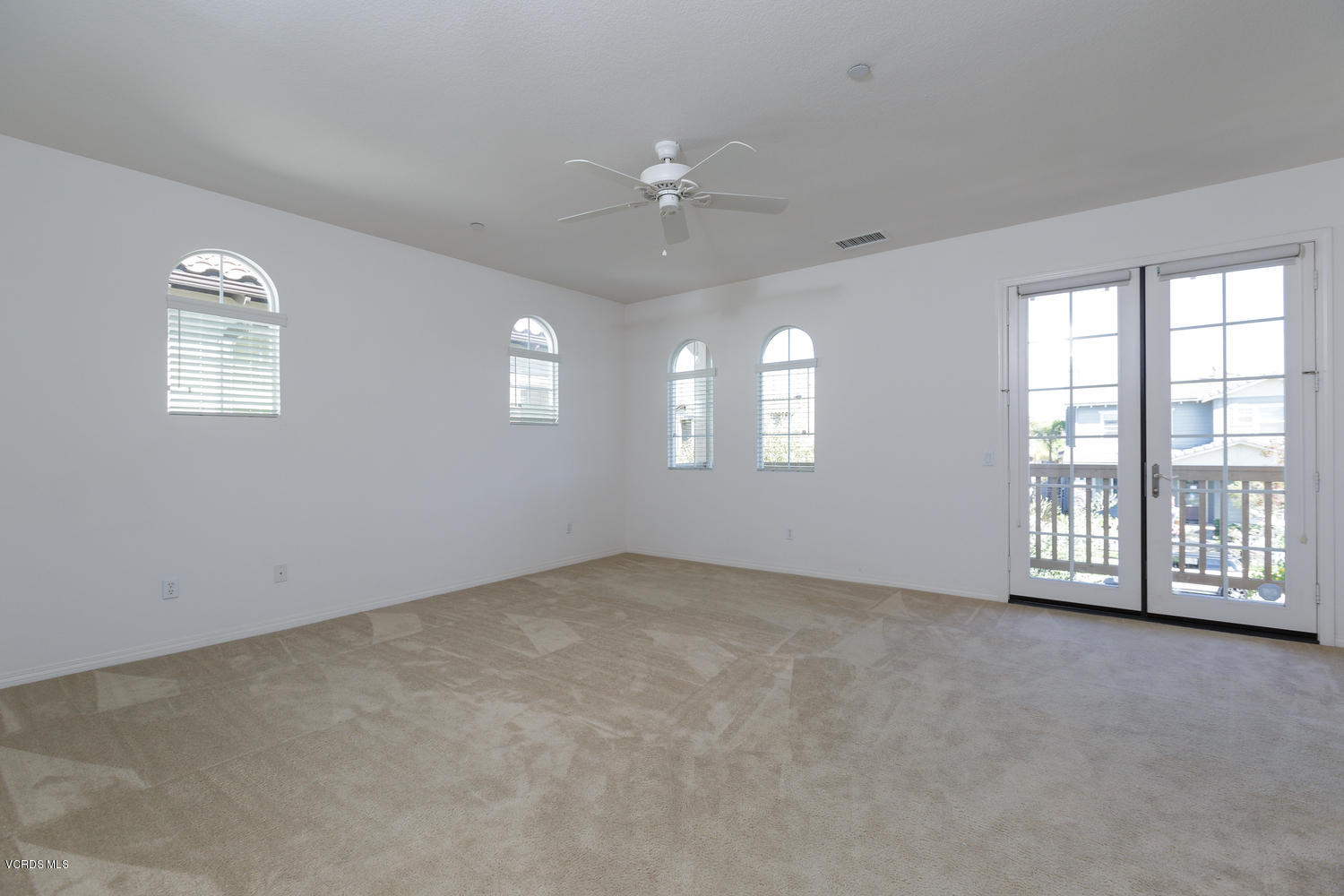 1455 Donegal Way Oxnard, CA 93035 - Photo 15 of 32 a view of an empty room with a window