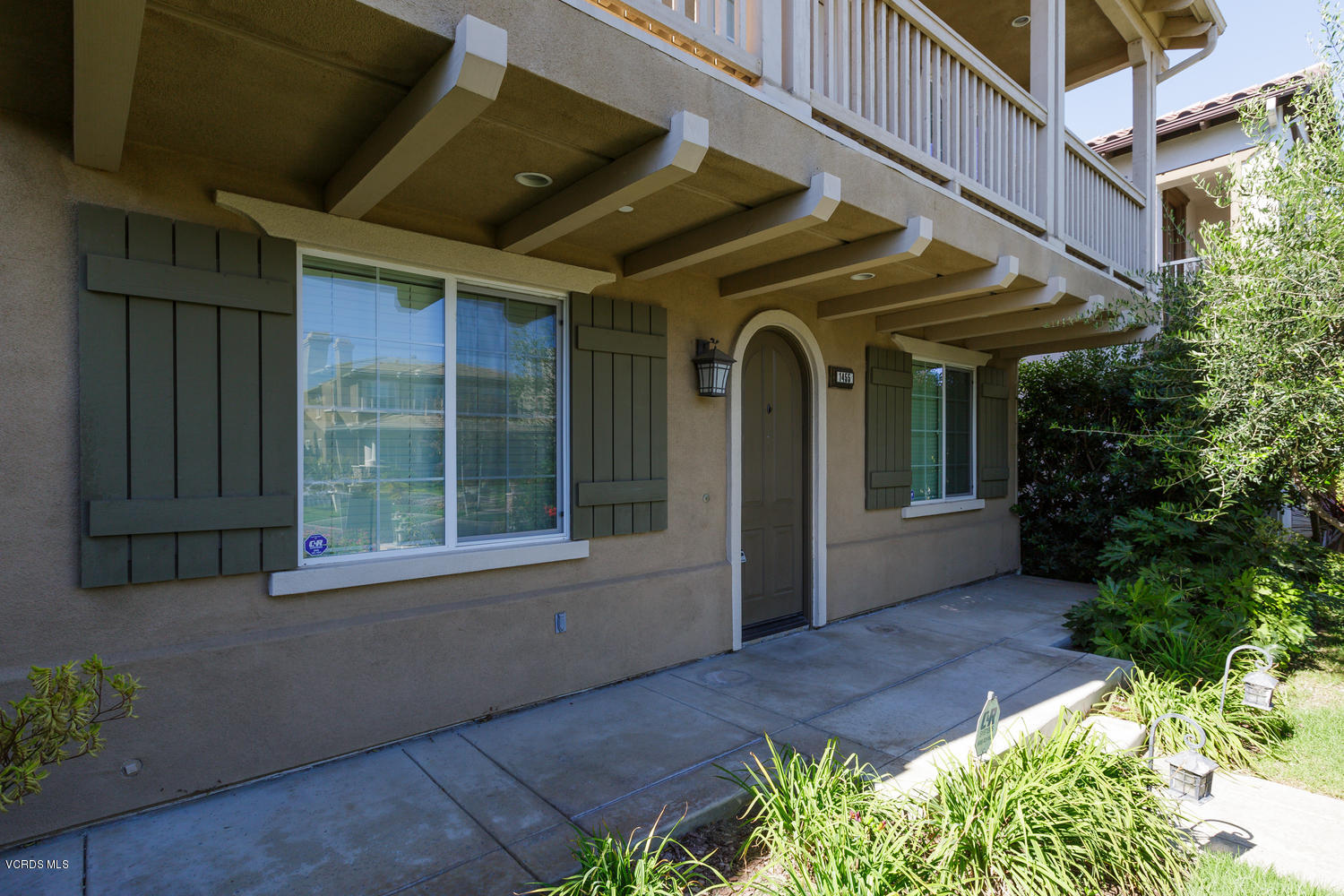 1455 Donegal Way Oxnard, CA 93035 - Photo 31 of 32 a porch with seating space
