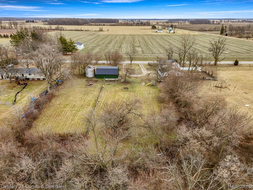 11211 Dennison Road Milan, MI 48160 - Photo 40 of 41 Gallery Image 40