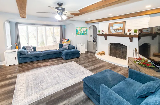 $539,000 | 6655 Blue Spruce Drive, Newburgh, IN 47630