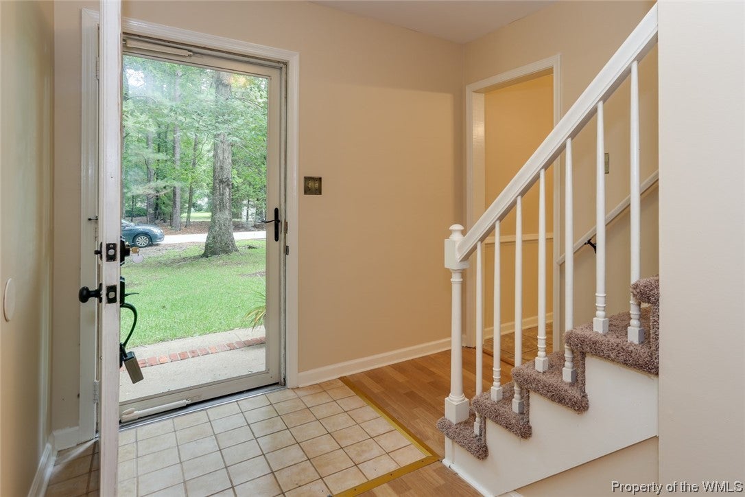 602 Old Dominion Road Yorktown, VA 23692 - Photo 10 of 37 Gallery Image 10