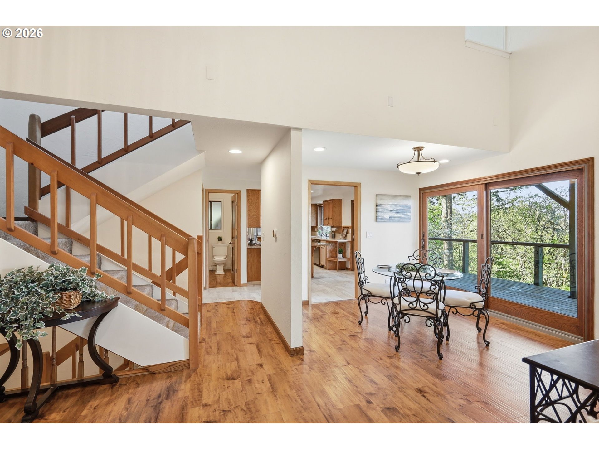 2804 Arline Way Eugene, OR 97403 - Photo 5 of 48