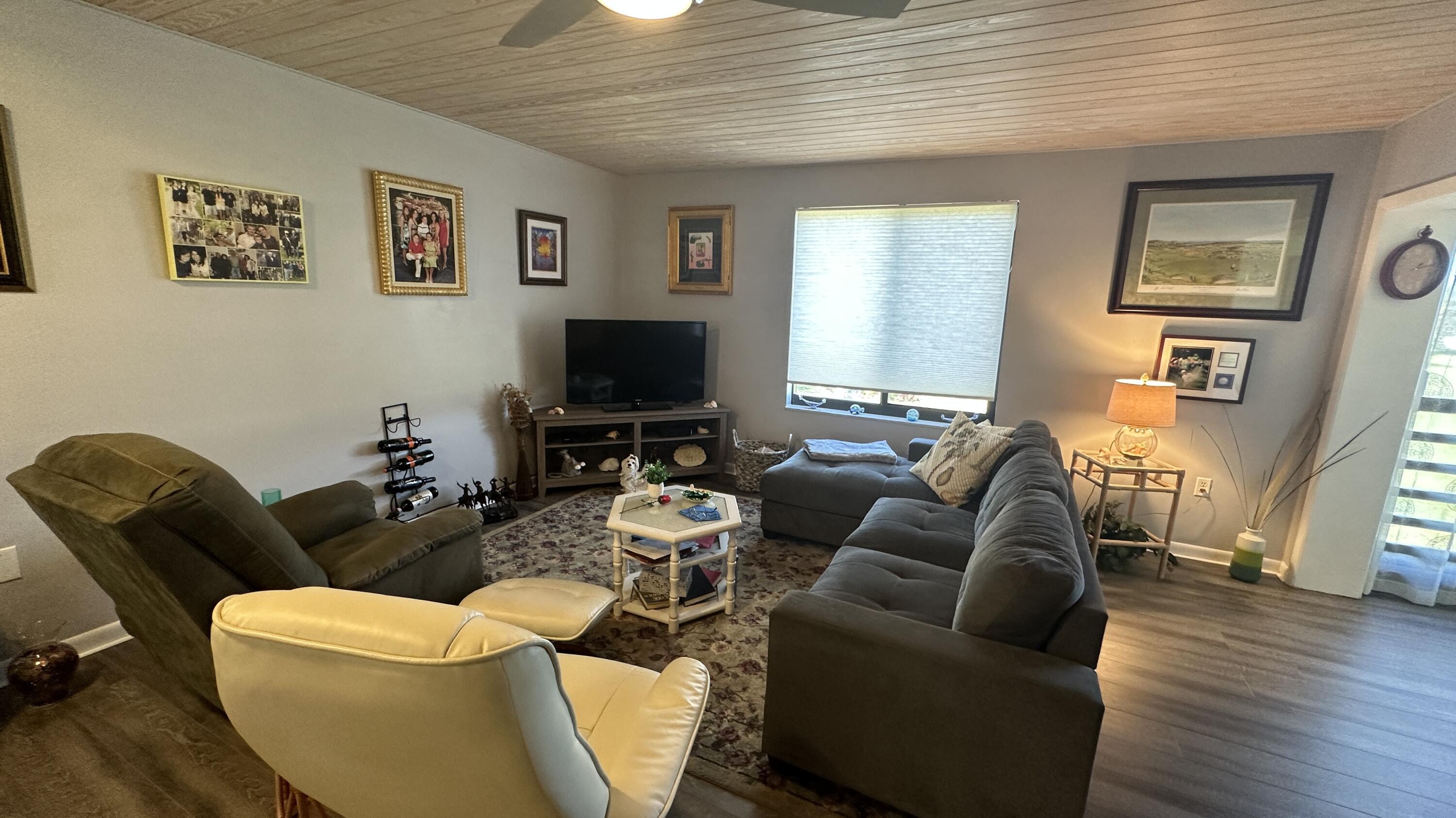 5355 Southeast Miles Grant Road, Unit 209 Stuart, FL 34997 - Photo 7 of 31 8