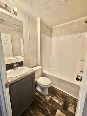 $67,900 | 1565 M-63 Benton Harbor, Unit 63, Benton Harbor, MI 49022