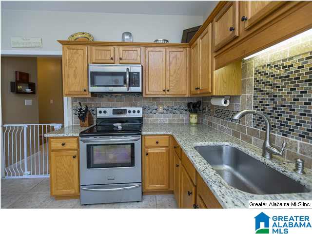 137 Narrows Point Court Birmingham, AL 35242 - Photo 7 of 24
