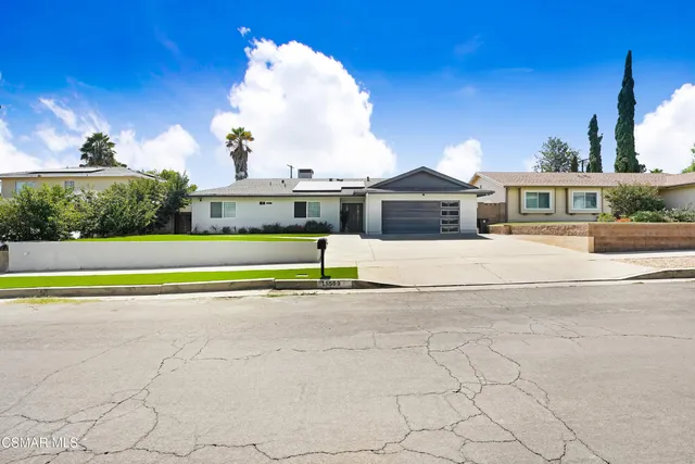 $1,170,000 | 11569 Bonham Avenue, Sylmar, CA 91342