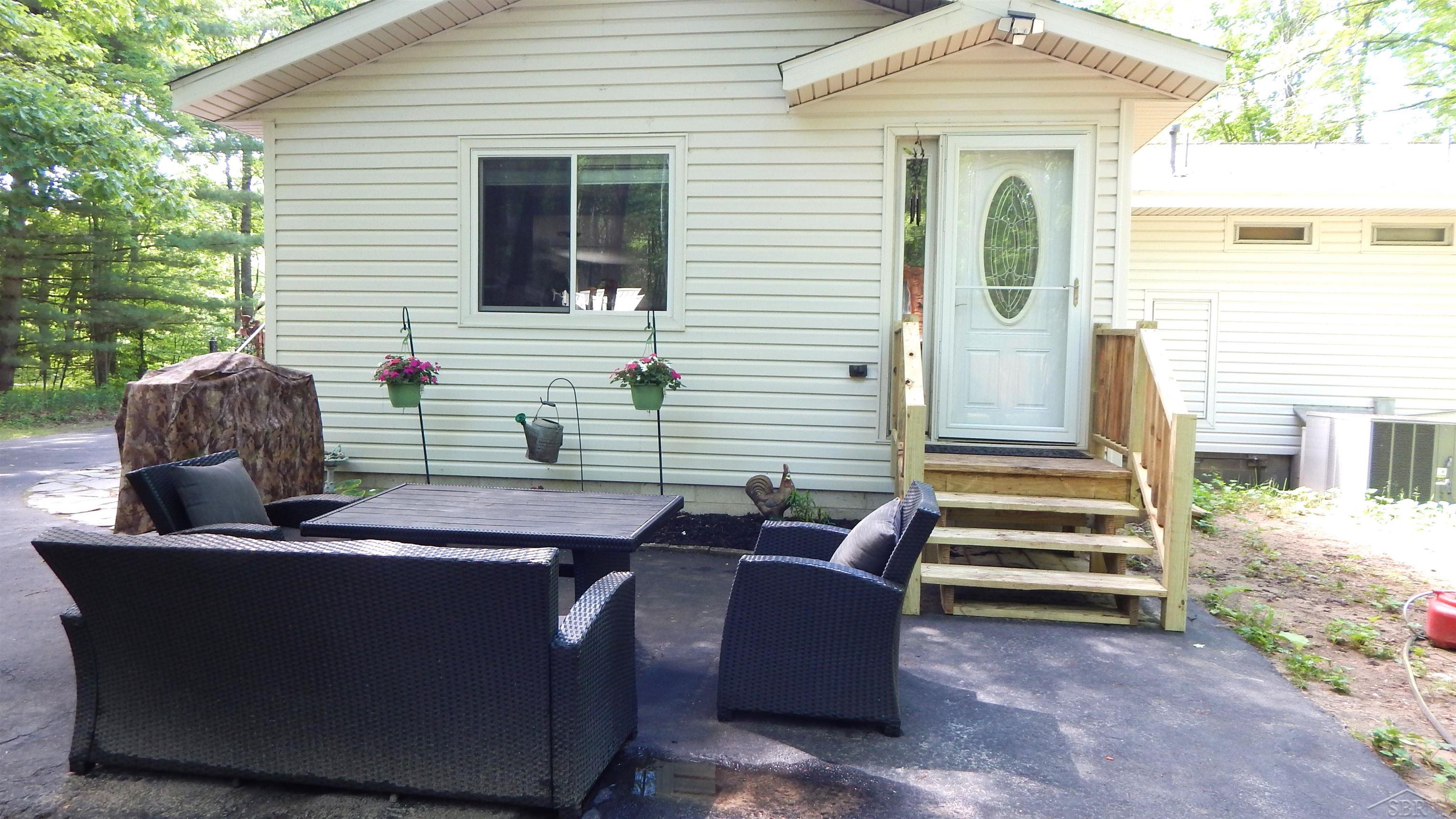 1252 West Erickson Road Pinconning, MI 48650 - Photo 26 of 45