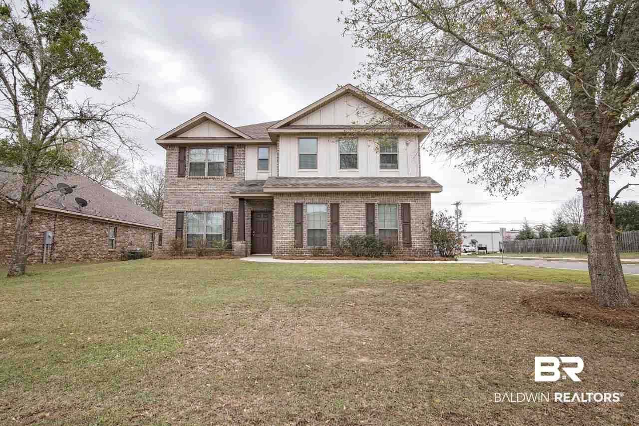 248 Hawthorne Circle Fairhope, AL 36532 - Photo 2 of 33