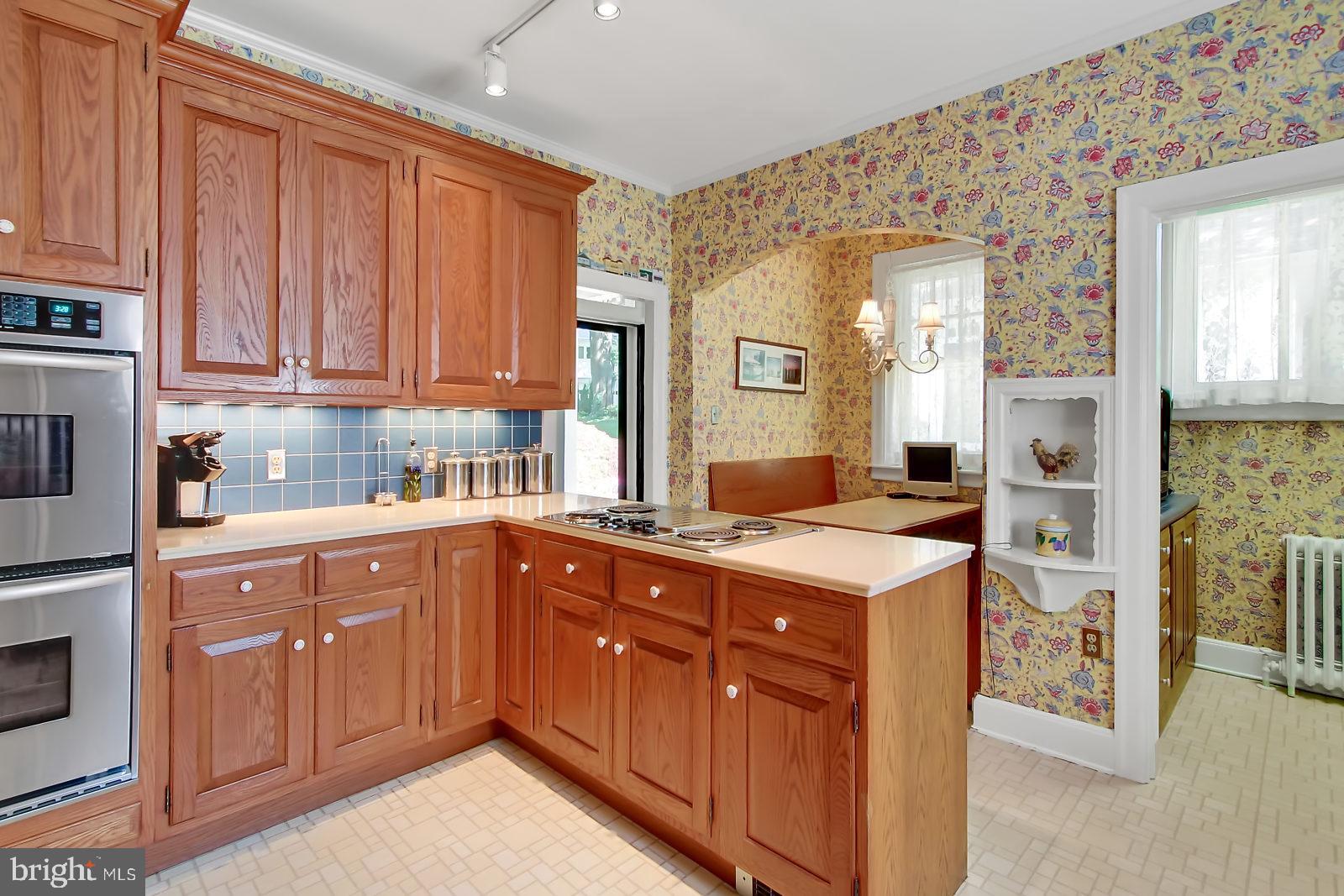 1302 Orchard Road Reading, PA 19611 - Photo 10 of 30 Gallery Image 10