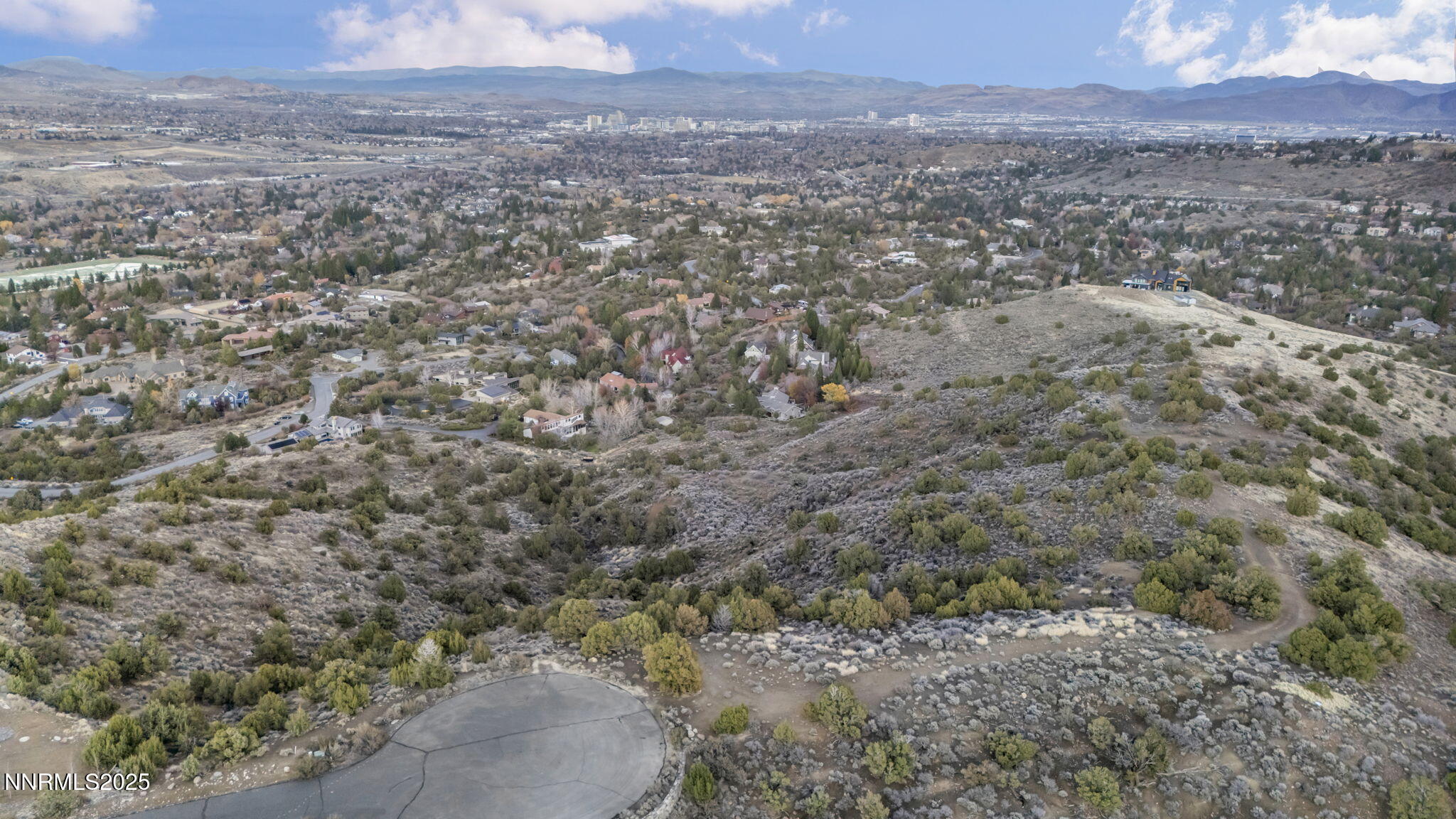 0 Woodchuck Circle, Unit 4105124 Reno, NV 89519 - Photo 20 of 30 a view of a yard with an outdoor space