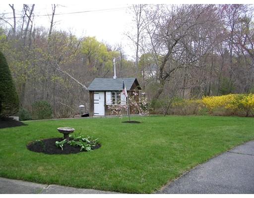 18 Meadow View Road Wakefield, MA 01880 - Photo 24 of 24 Gallery Image 24