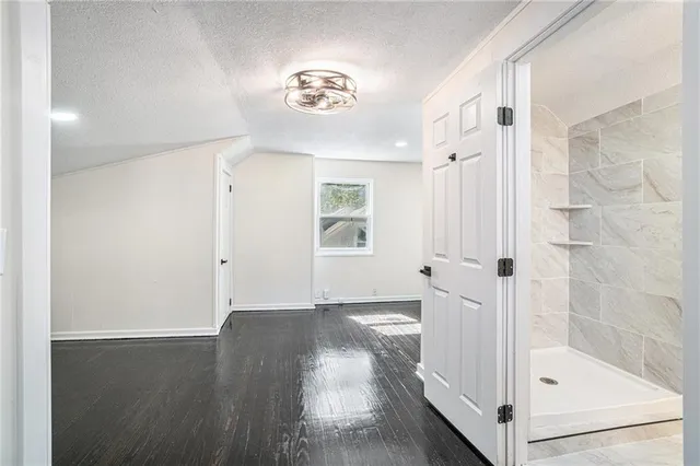 $259,000 | 5630 Woodland Avenue, Kansas City, MO 64110