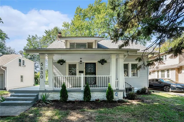 $259,000 | 5630 Woodland Avenue, Kansas City, MO 64110