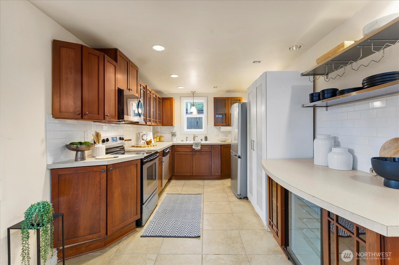 17312 Gravenstein Road Bothell, WA 98012 - Photo 30 of 40