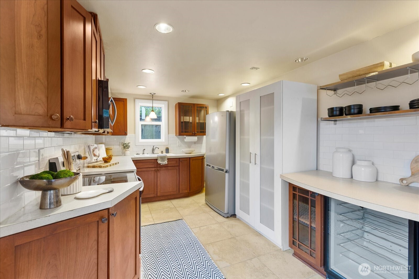 17312 Gravenstein Road Bothell, WA 98012 - Photo 31 of 40