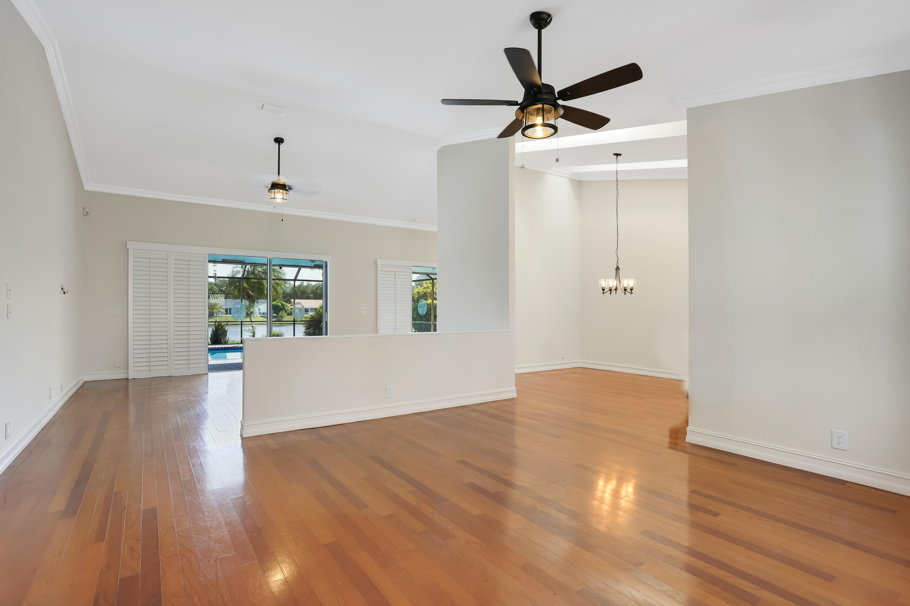 2560 Northwest 40th Street Boca Raton, FL 33434 - Photo 5 of 43 Entry