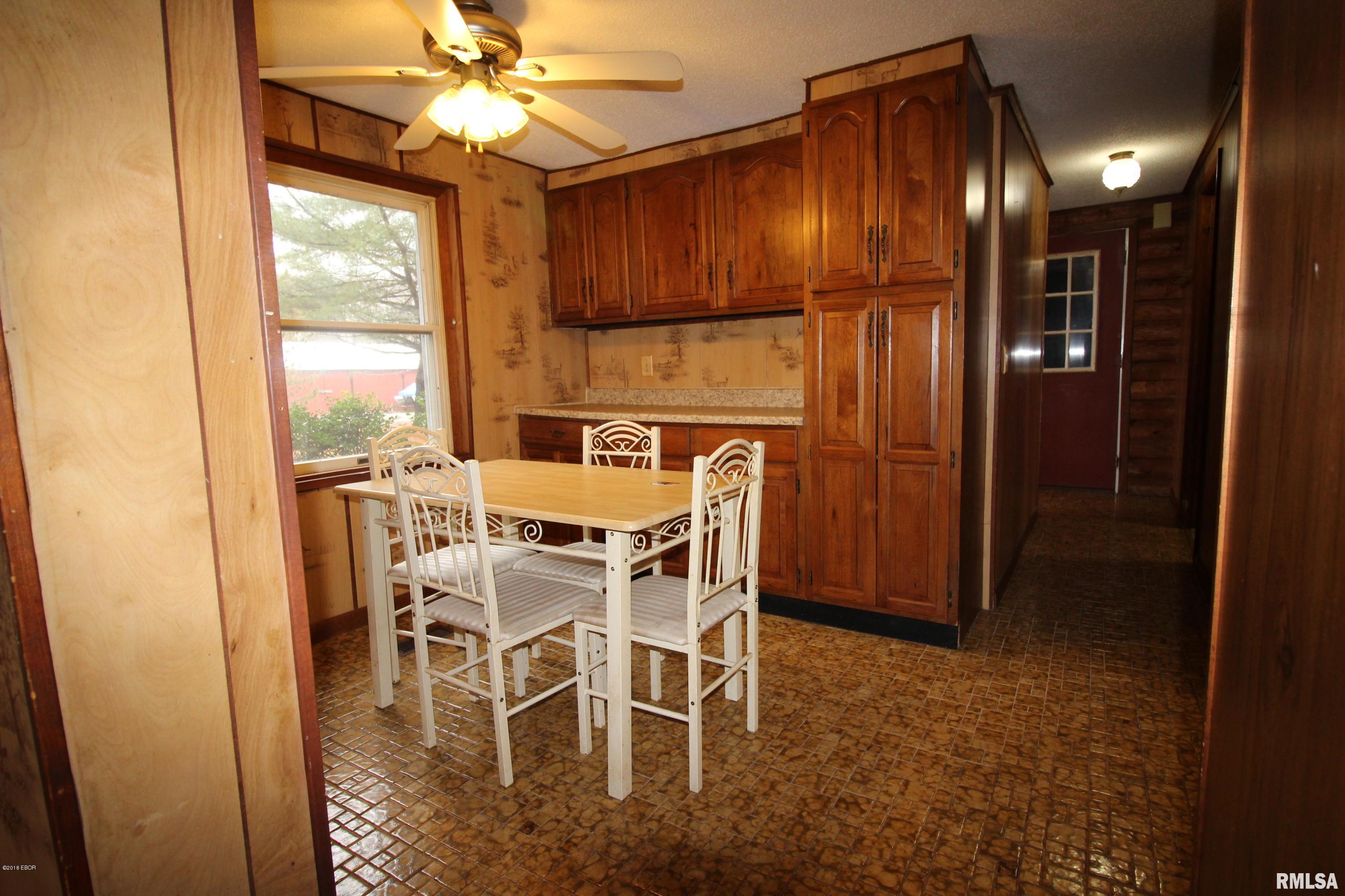11708 Lincoln Road Sesser, IL 62884 - Photo 11 of 27