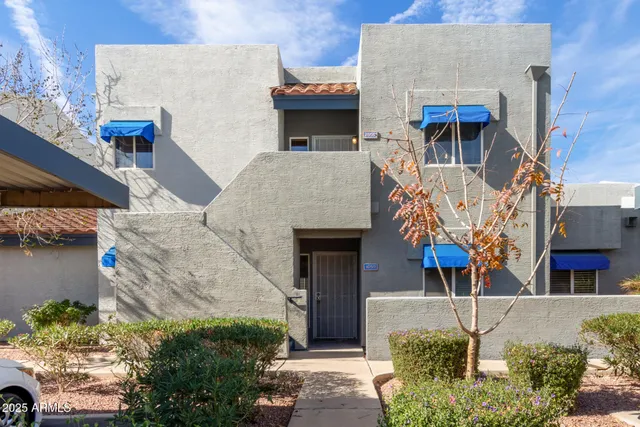 $258,000 | 220 North 22nd Place, Unit 2059, Mesa, AZ 85213