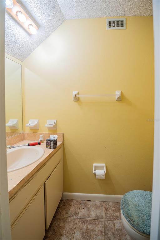 2221 Eastmeadows Road Lakeland, FL 33812 - Photo 39 of 39 a view of a bathroom