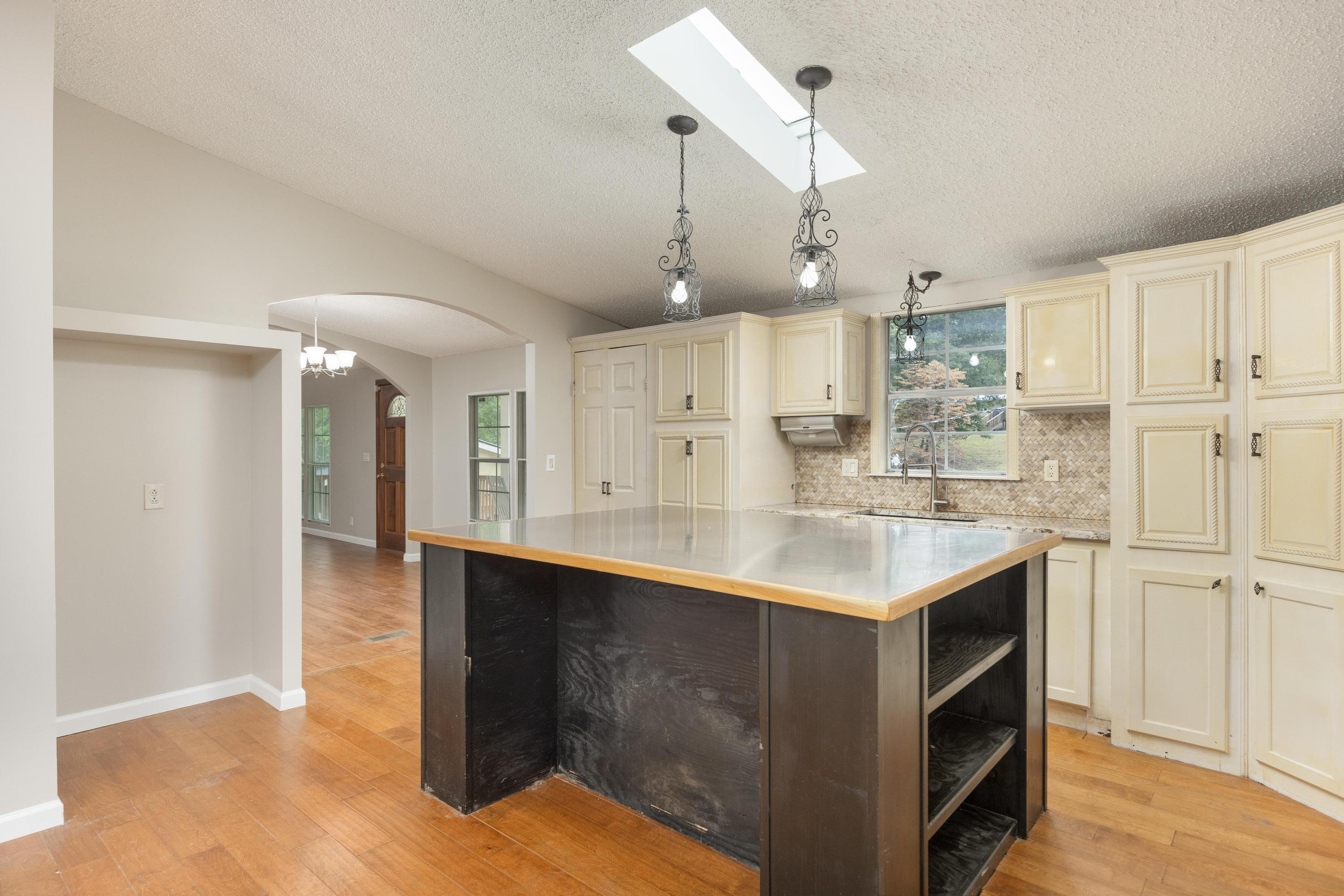 339 Oak Tree Road Ringgold, GA 30736 - Photo 9 of 31 Kitchen - View 2